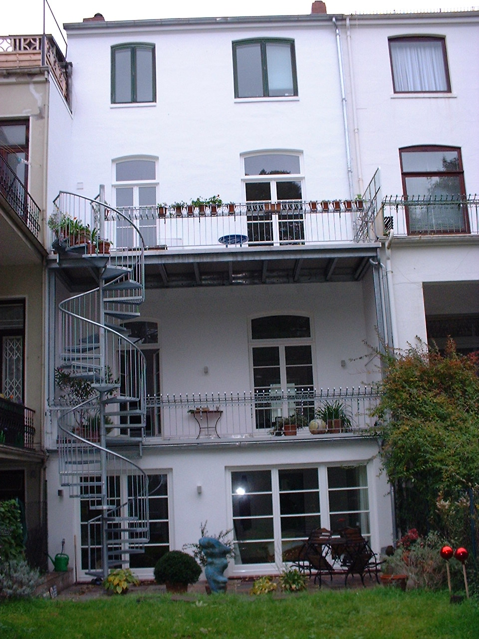 Wendeltreppen Schönhausenstr.9 Meise Mische 004